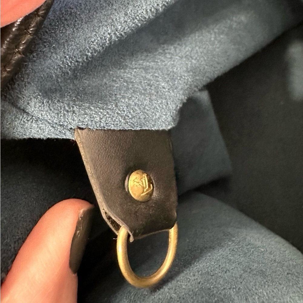 💙Vtg 90s LV Epi Leather Petit Noé Bucket Bag - Picture 10 of 16